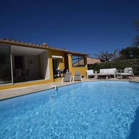 Casa vacanze Cozy Holiday In With Heated Pool Cogolin
